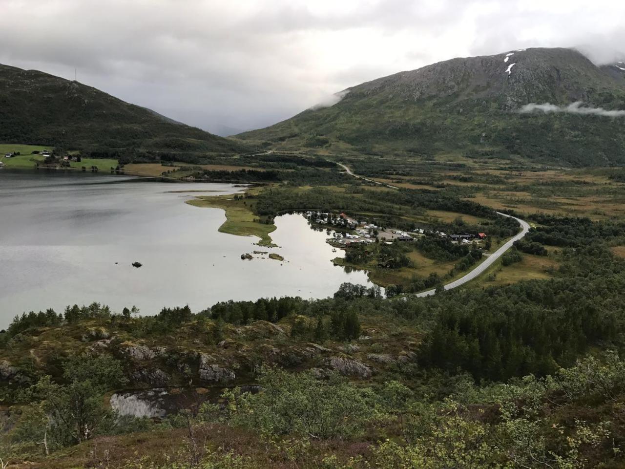 Gullesfjord Camping Exteriör bild